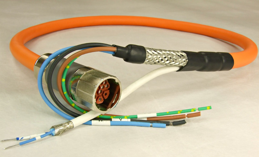 Image of Allen-Bradley 2090-U3AE-D4401
