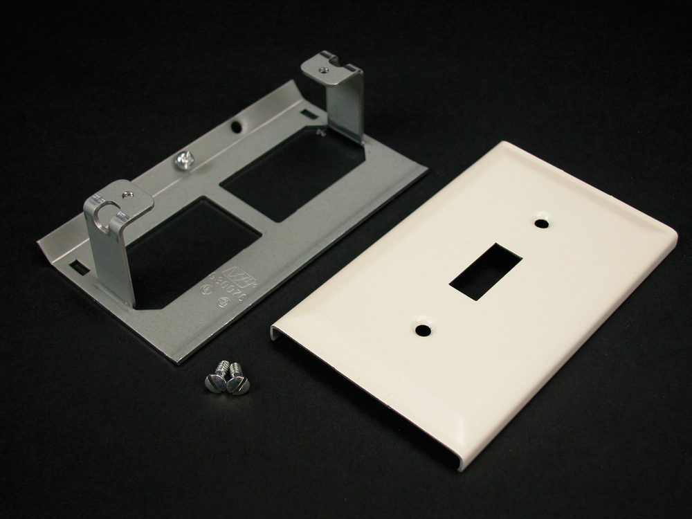 Image of Wiremold G3040CE