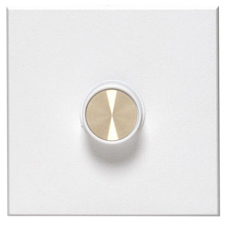 Image of Leviton 61500-W