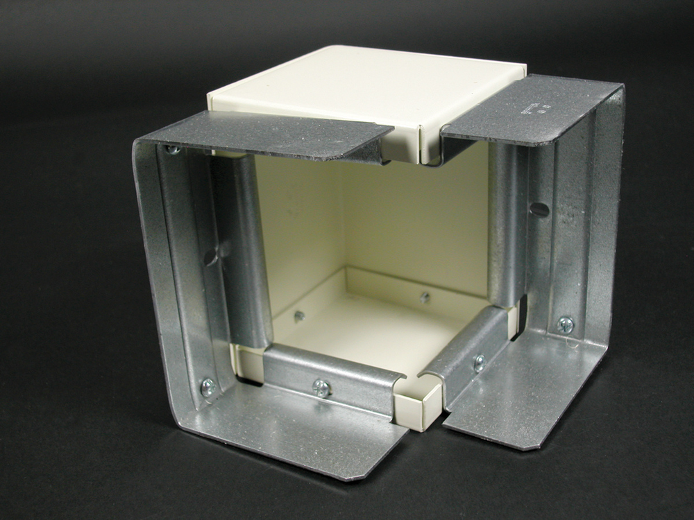 Image of Wiremold G6017TX